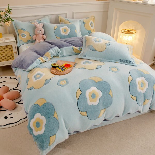 Duvet Cover and 2PC Pillowcase Bedding Set - Image 3